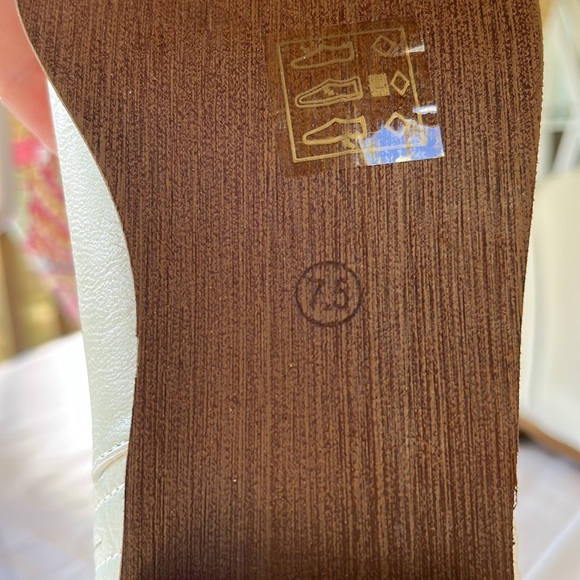 Ankle booties  White. New. - Picture 14 of 14